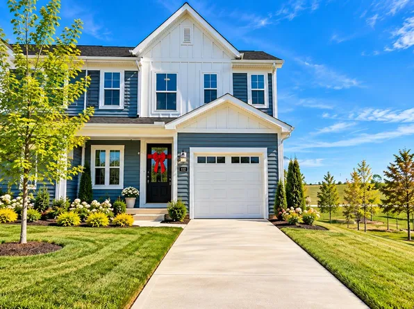 112 Mora Blvd, O'Fallon, MO 63368