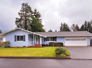 3101 Greenbriar St, Reedsport, OR 97467