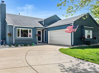 10720 S McGraw Dr, Oak Creek, WI 53154