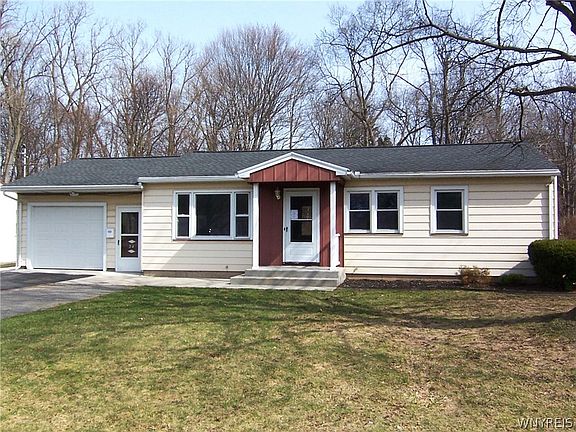 2nd image of 24 Tarrytown Dr