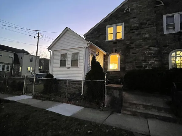 140 Powell Ln, Upper Darby, PA 19082