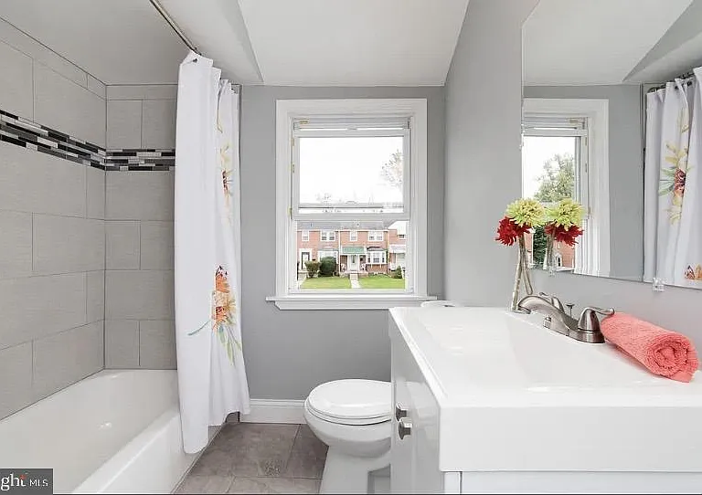 1224 Winston Ave — Photo 22
