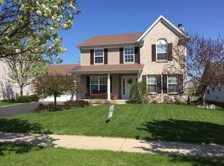 70 Raven Dr, Aurora, IL 60506