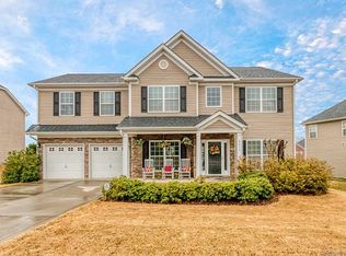 8613 Warwick Ln, Harrisburg, NC 28075