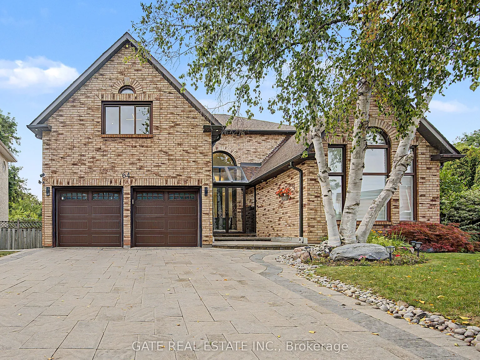 3 bed, $2,200 — Photo 1
