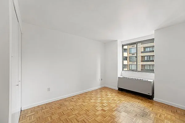 Rented by Park River | media 10