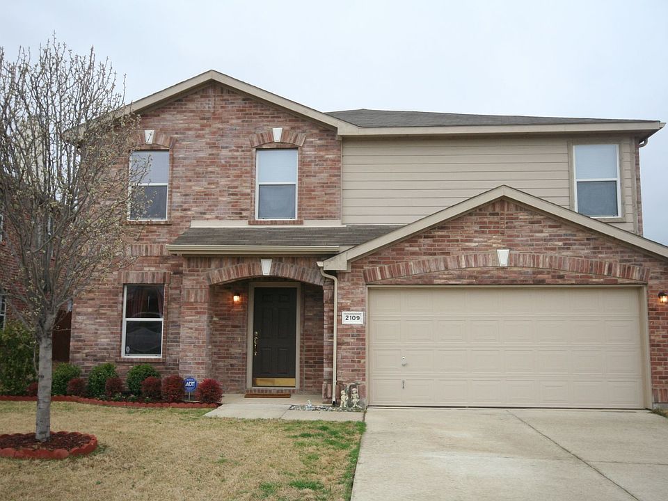 2109 Majestic Dr