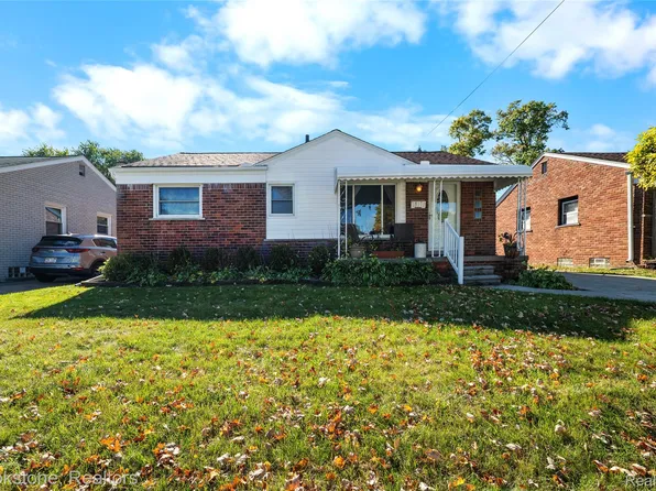 28212 Edward Ave, Madison Heights, MI 48071