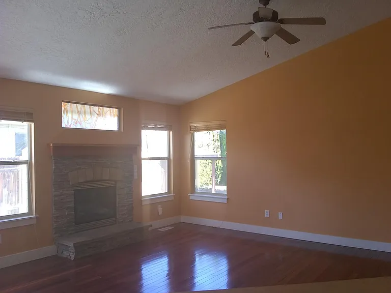 9576 W Silverspring St — Photo 12