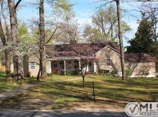 1103 W Central Ave, Harrison, AR 72601