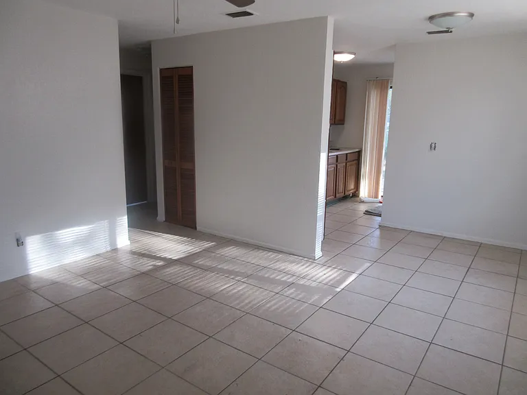 787 Orange St — Photo 15