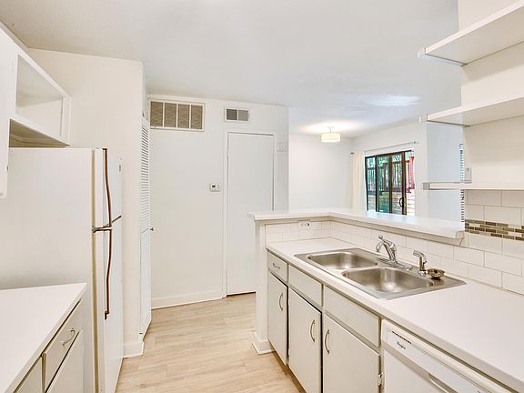 5th image of 4500 E Oltorf St #116-1