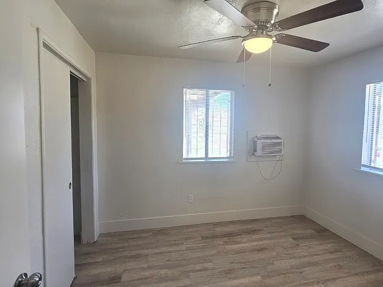 205 Santa Cruz St — Photo 7