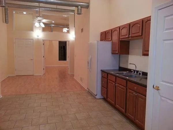 112 Main St #3 — Photo 17