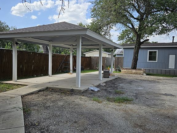 3rd image of 4814 LOST HILLS DR