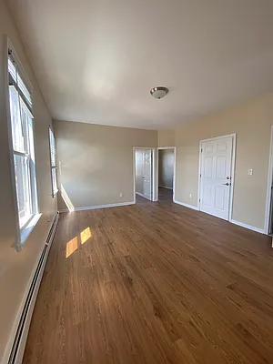 Rented by Universal Realty Group | media 1