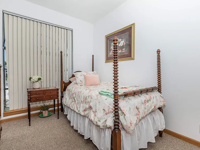Armory Loft — Photo 48