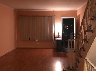 2528 S Alder St, Philadelphia, PA 19148