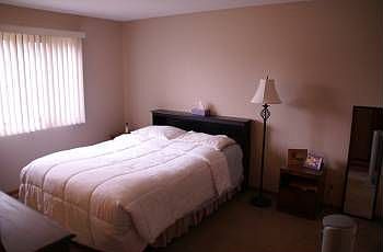 2nd image of 7 Crusader Ave E APT B