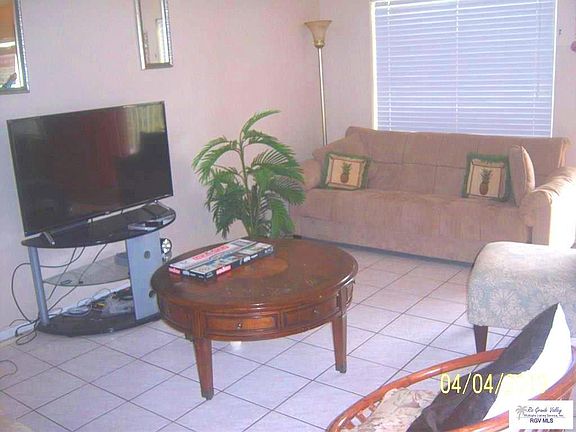 4th image of 115 E Amberjack St #312
