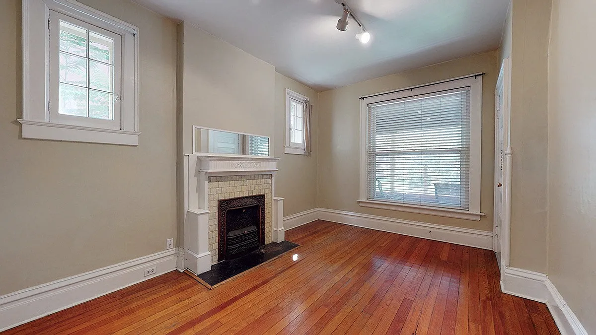 1360 Franklin — Photo 3