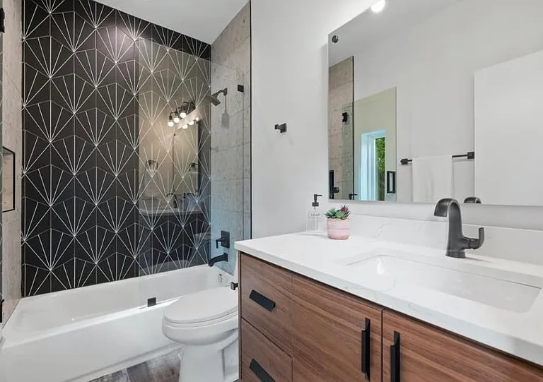 2nd floor bathroom