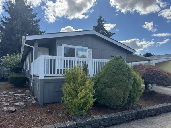 1699 N Terry St Space 304, Eugene, OR 97402