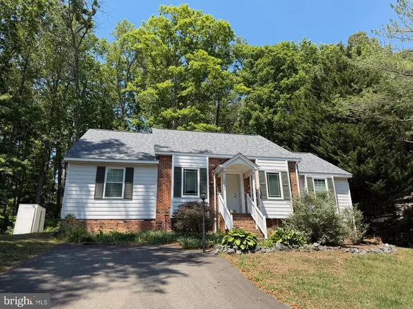 10816 Crestwood Dr, Spotsylvania, VA 22553
