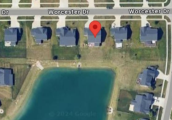 3rd image of 1277 Worcester Dr
