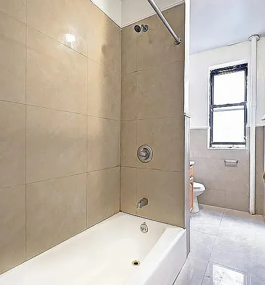 516 W 188th St #24 — Photo 6