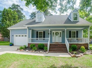8209 Shoreway Dr, Fayetteville, NC 28304