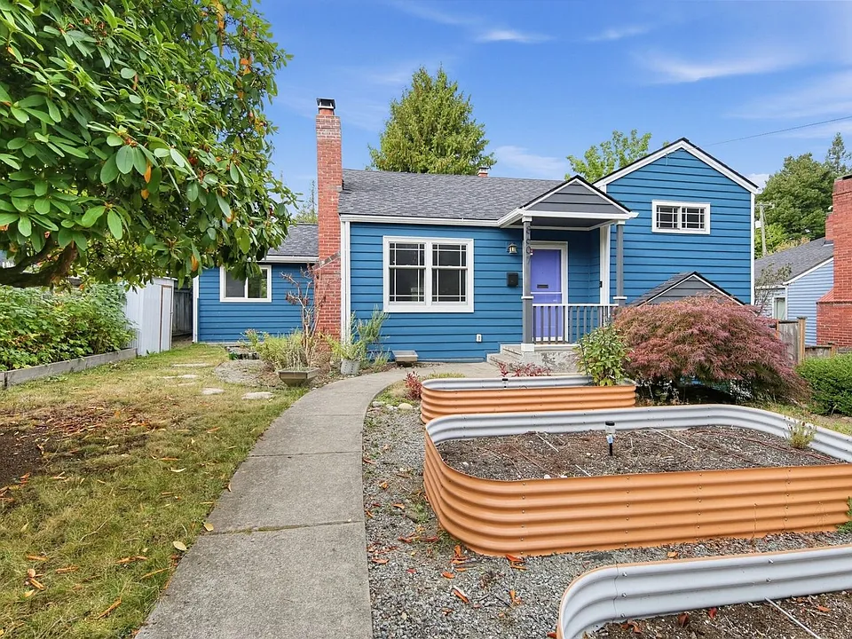 8607 35th Ave SW