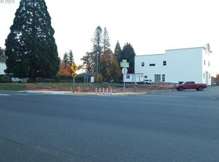 14802 State Highway 38, Elkton, OR 97436