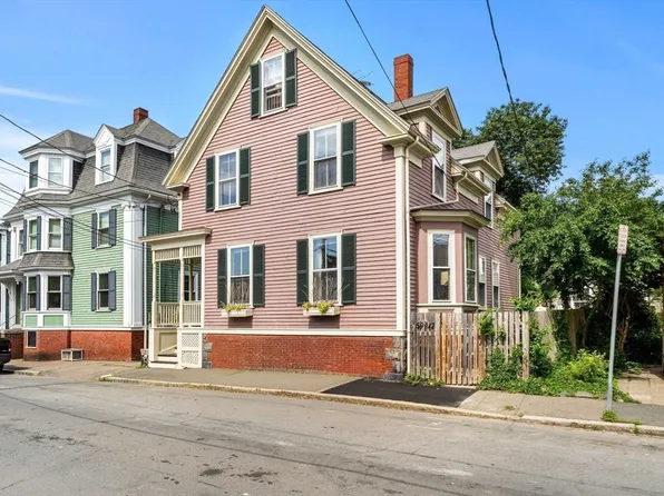 59 Summer St, Salem, MA 01970