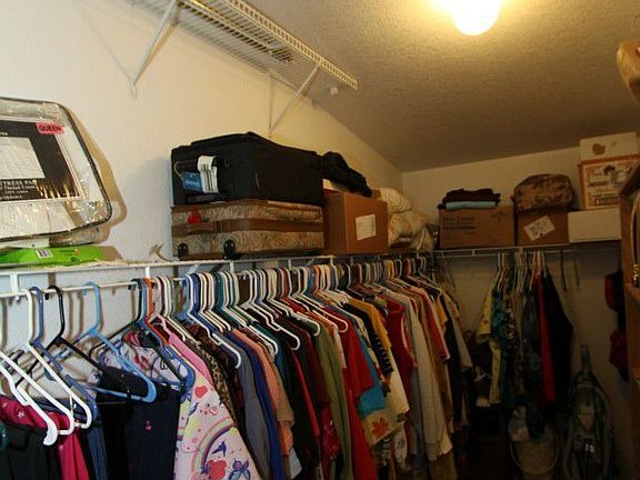 4th image of 11 Milbourn Ln
