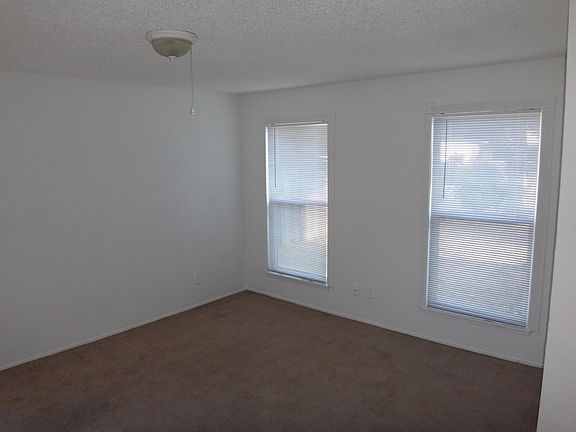 2nd image of 5649 Vista Oak Way