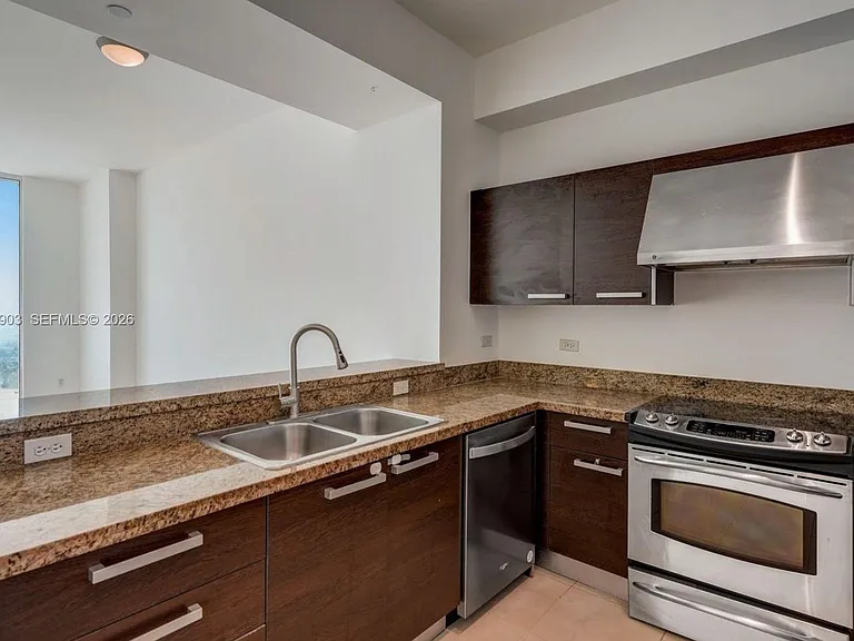 2525 SW 3rd Ave #1009 — Photo 5