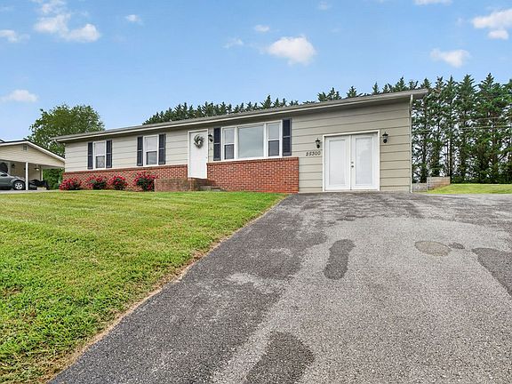 3rd image of 25300 Wexmouth Dr