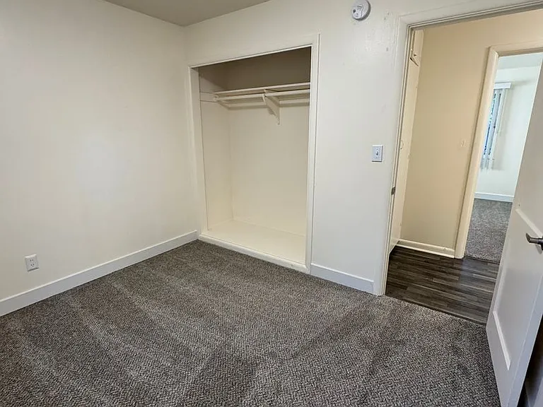 8003 N Wabash Ave — Photo 27