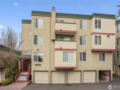 18100 15th Avenue NE #C215, Shoreline, WA, 98155