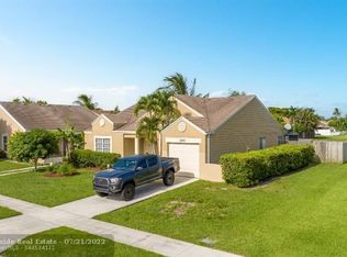 23172 Bentley Pl, Boca Raton, FL 33433