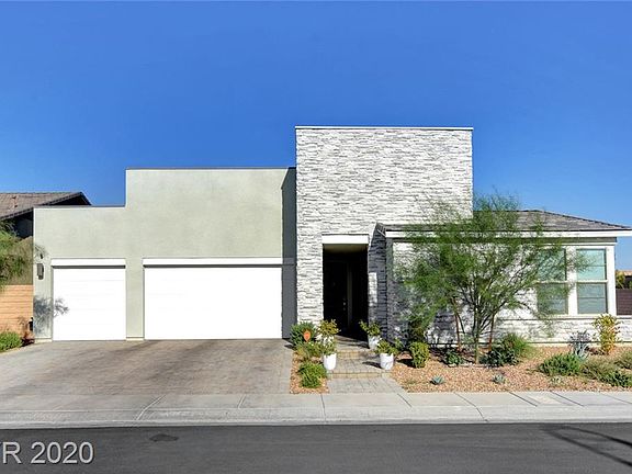 2nd image of 6098 Plaza Del Sol St