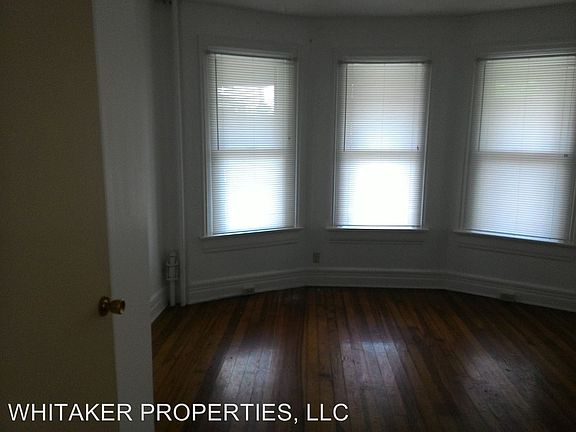 4th image of 22 Parnell Ave