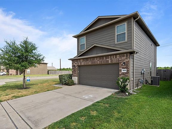 3rd image of 2603 Skyview Silver Dr