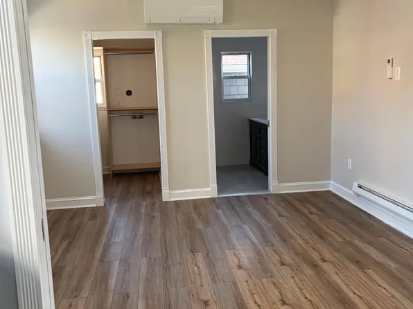 8117 164th Place, Flushing, NY 11432