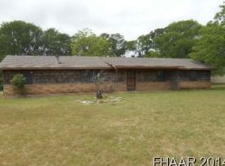 1604 Golf Course Rd, Gatesville, TX 76528