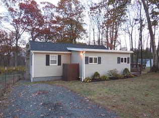 9 Pine Trl, Danbury, CT 06811