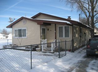 1605 Fitzhugh St, Bay City, MI 48708