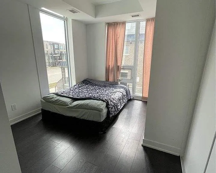 180 Veterans Dr #209 — Photo 21