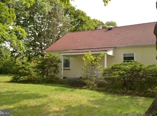 312 Park Ave, Chalfont, PA 18914